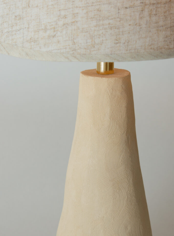 table lamp with lampshade, velvet texture-3